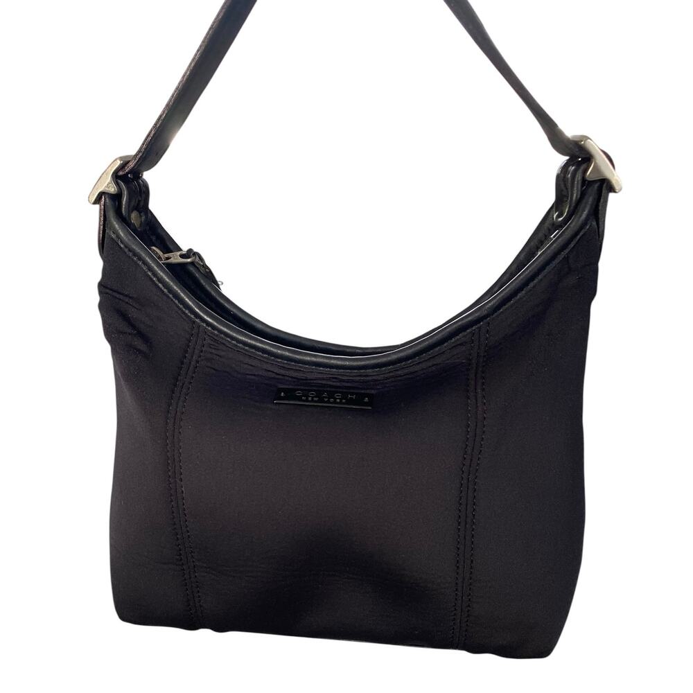 Coach Neo Crescent Shoulder Bag Hand Bag Black Neoprene Vintage Y2K 90s - Picture 16 of 16